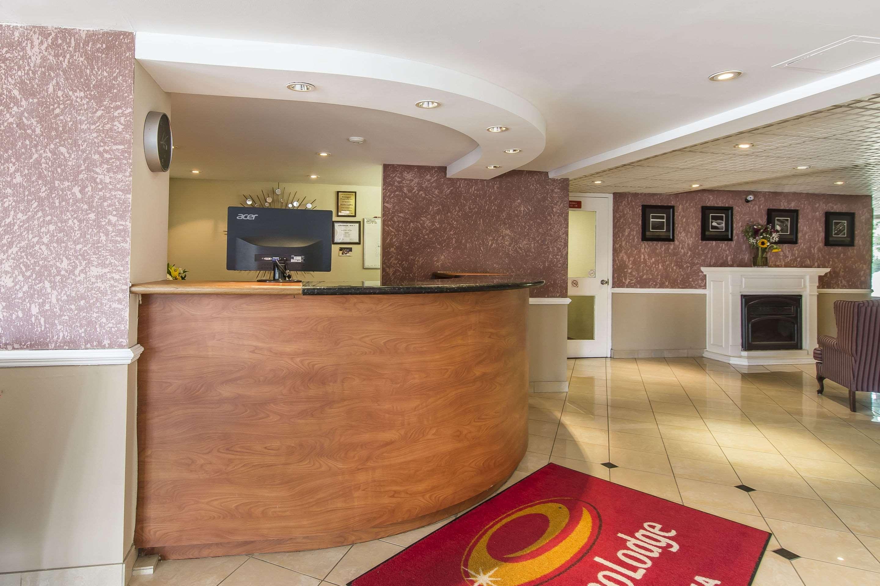Econo Lodge Orillia Esterno foto