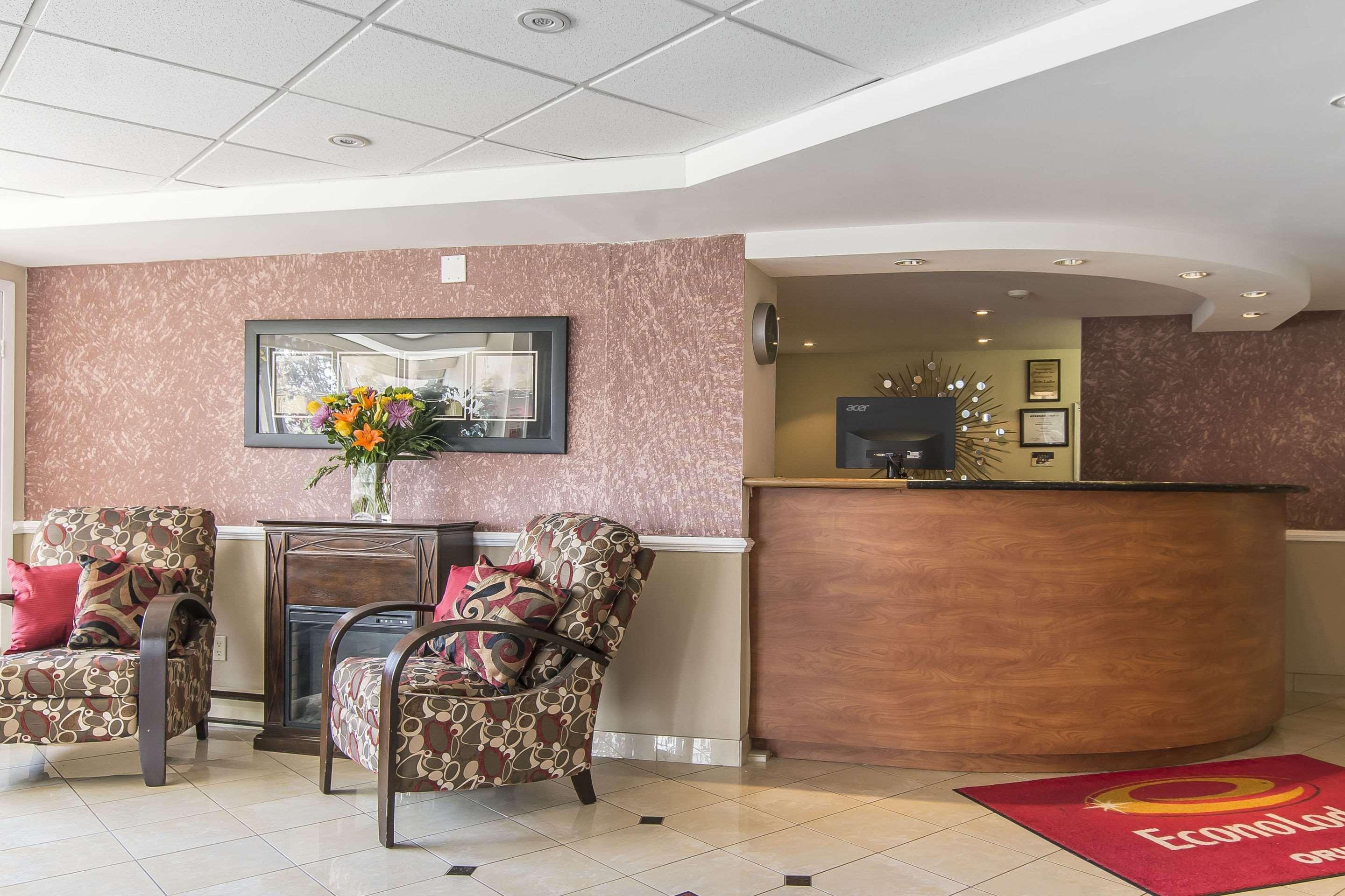 Econo Lodge Orillia Esterno foto