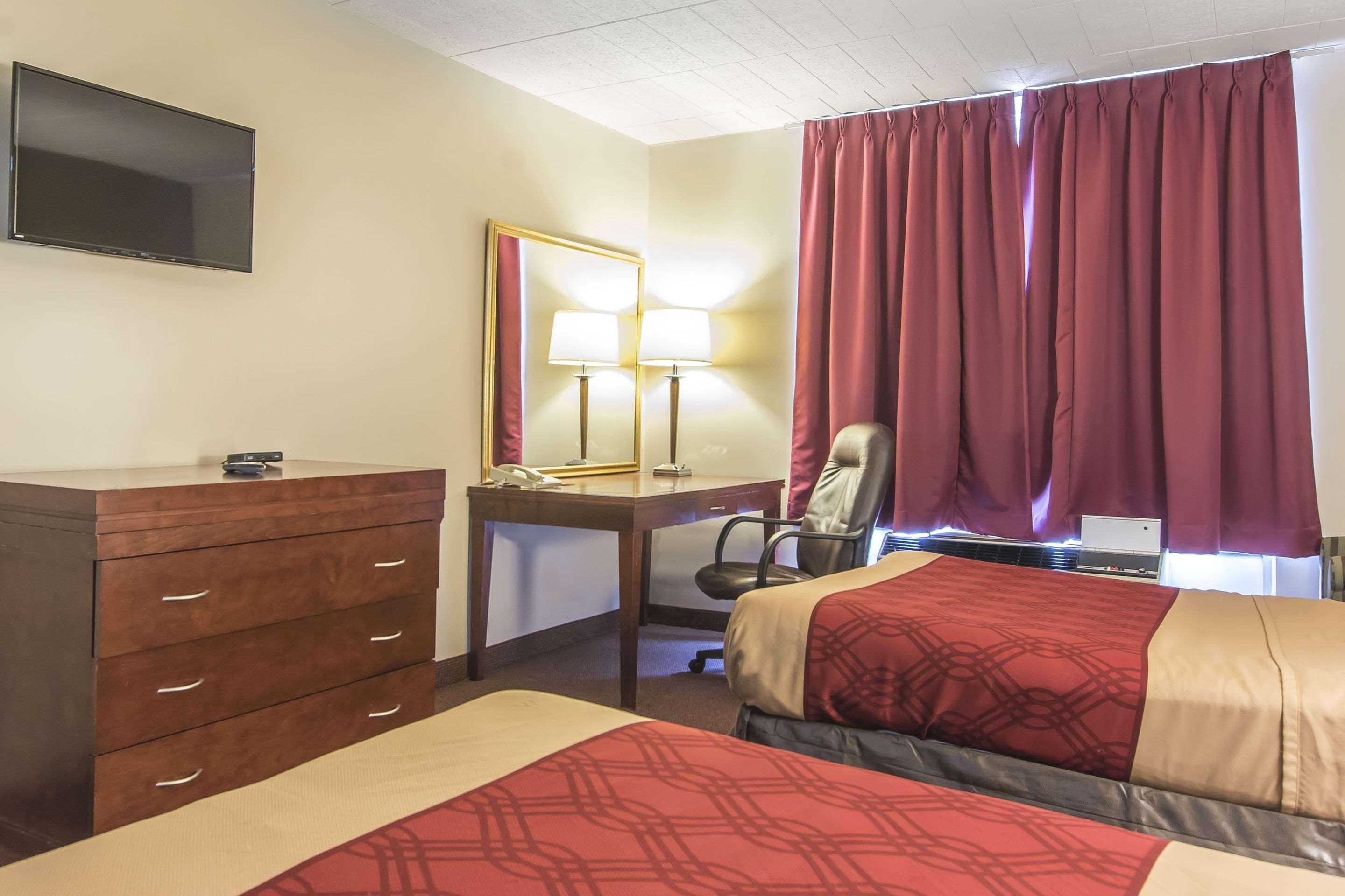 Econo Lodge Orillia Esterno foto