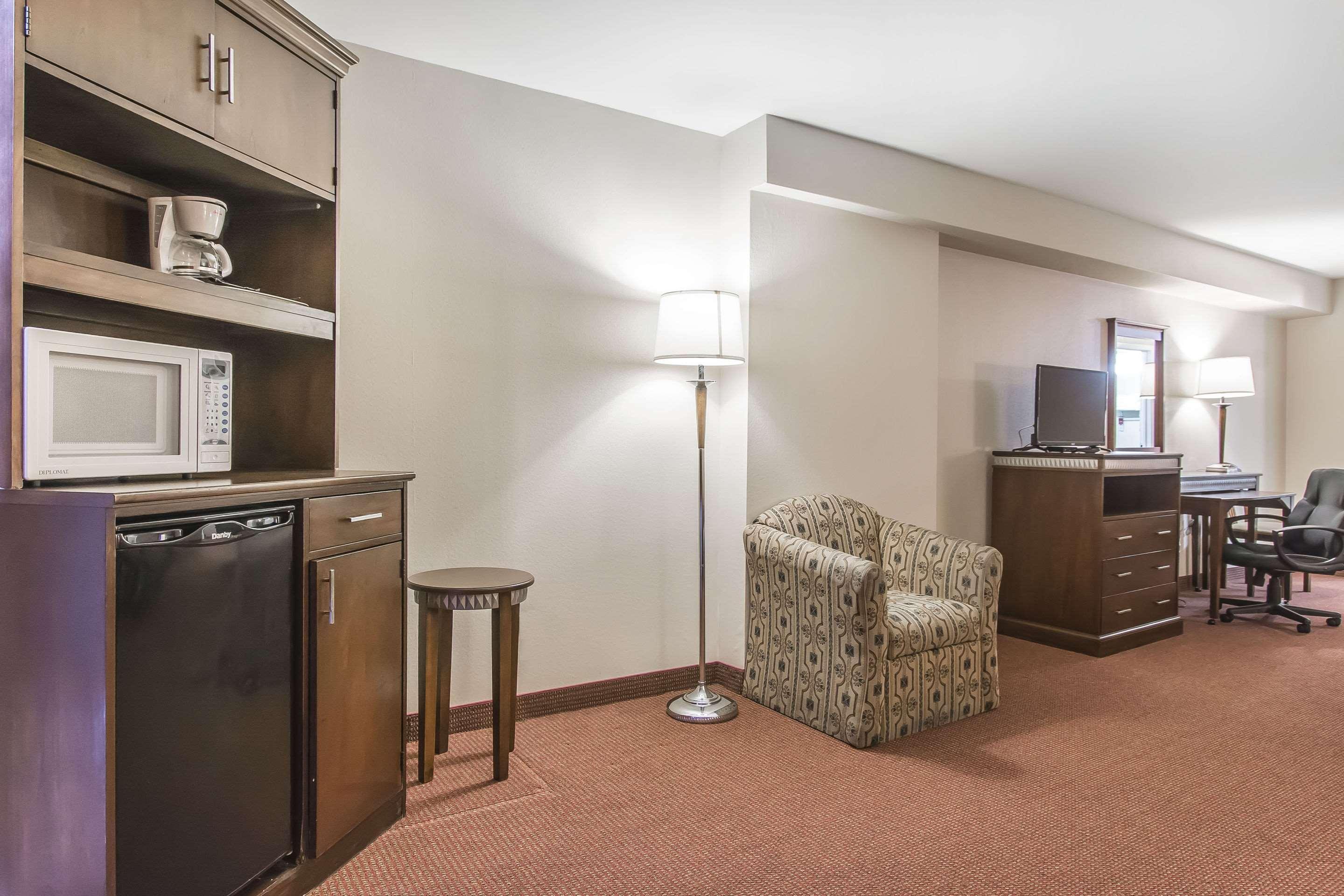 Econo Lodge Orillia Esterno foto