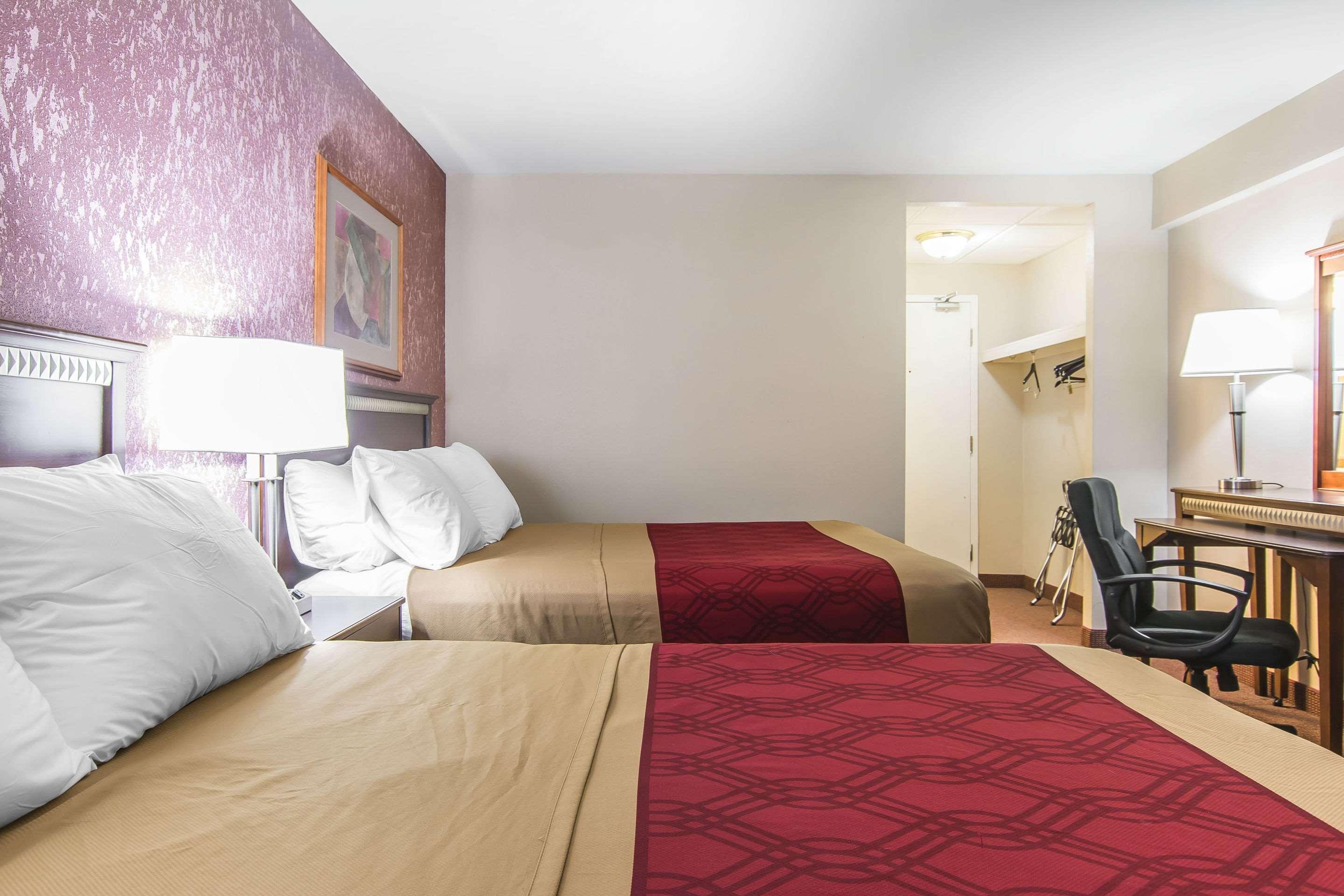 Econo Lodge Orillia Esterno foto