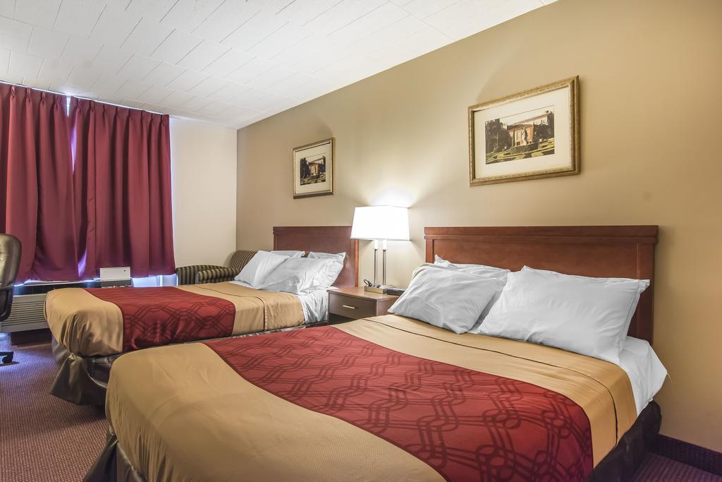 Econo Lodge Orillia Esterno foto